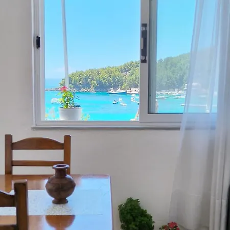 Natasha Apartment Himare