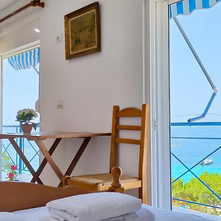 Natasha * Himare